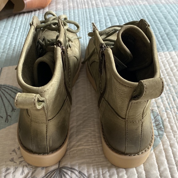 UGG leather boots - Picture 5 of 8